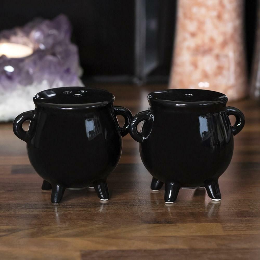 Adorable Wiccan Cauldron Salt & Pepper Shakers Ceramic Set