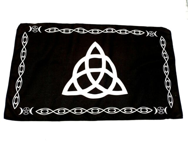 Triquetra Altar Cloth