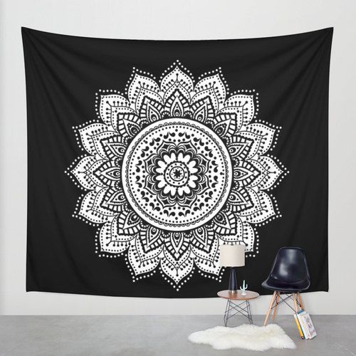 TAPESTRIES / BANNERS / WALL HANGING