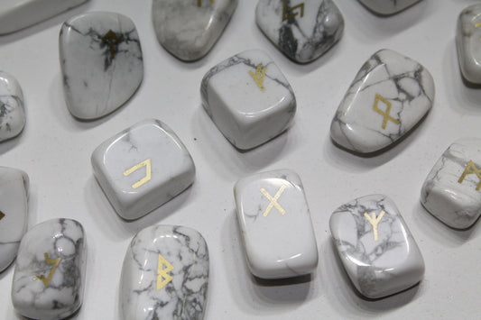 Beautiful Howlite Runes Set Divination
